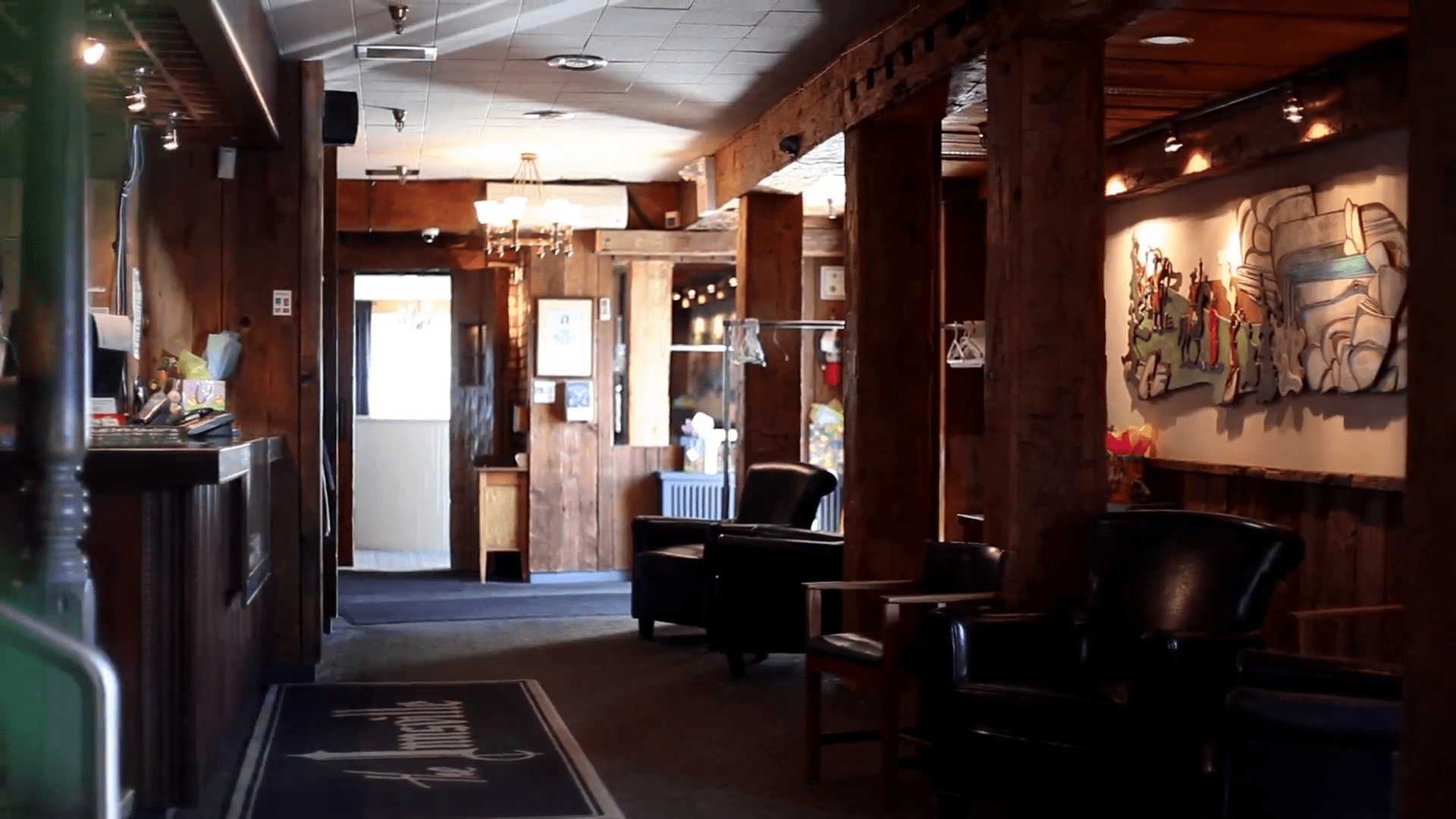 The Innsville Restaurant Hamilton's Best Prime Rib, Seafood, Steaks